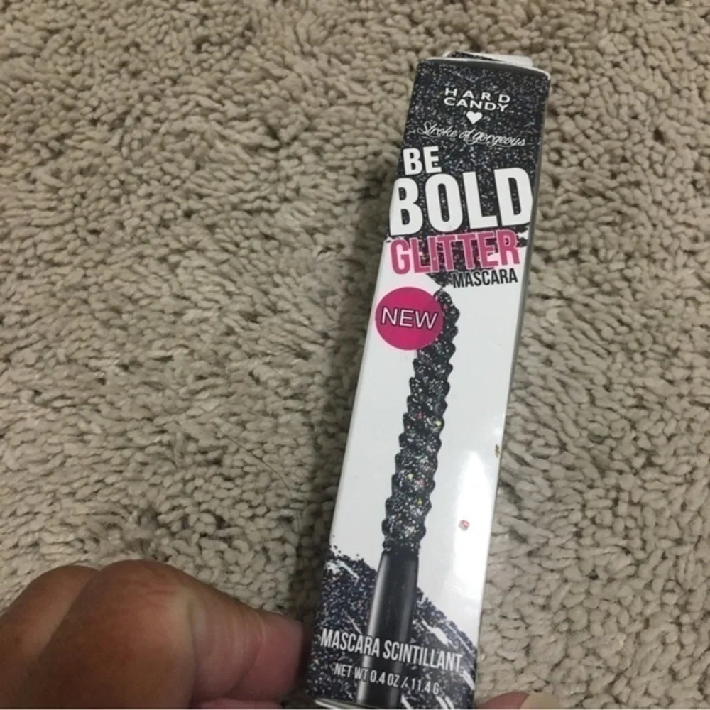 Hard Candy be bold glitter mascara 360* sparkle